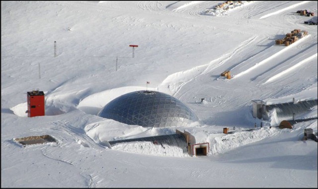 SouthPole_Dome.jpg